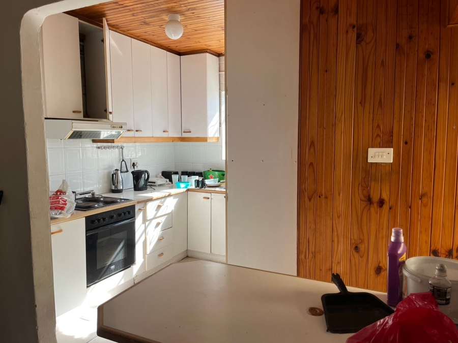 5 Bedroom Property for Sale in Grassy Park Western Cape